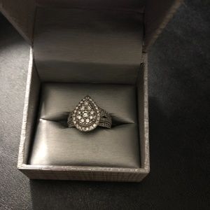 2 karat diamond ring